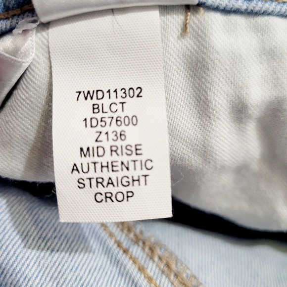 Lucky Brand Women’s Mid Rise Authentic Straight Crop Jeans Light Wash Size 2/26 - Picture 15 of 16